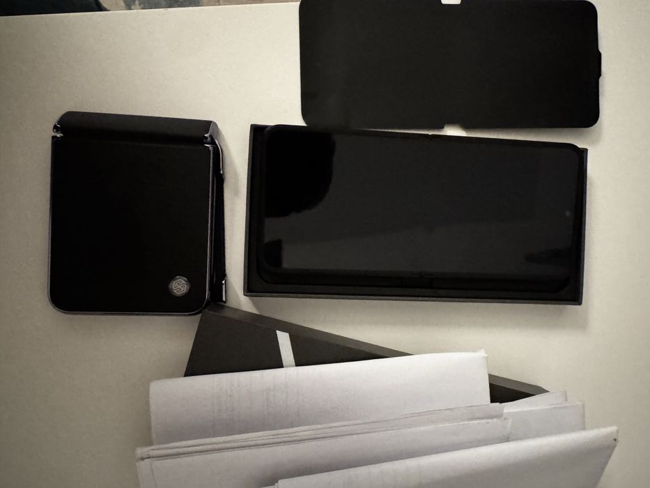 Samsung Flip Z Flip 7 FE