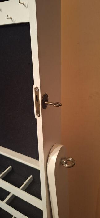 Зеркало напольное