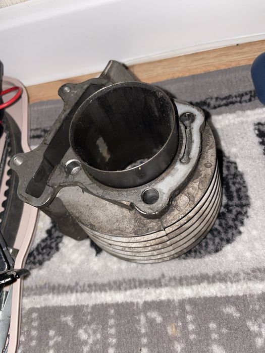 Продам запчасти макси,м8