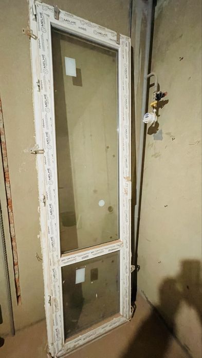 Пластиковые окна и двери на балкон