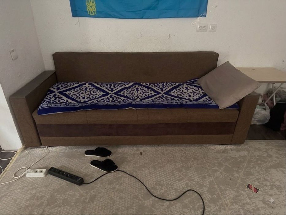 Продам диван, кровать, шкафы