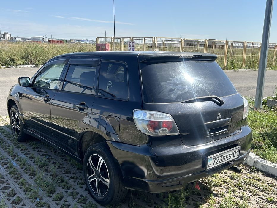 Продам Mitsubishi Airtrek