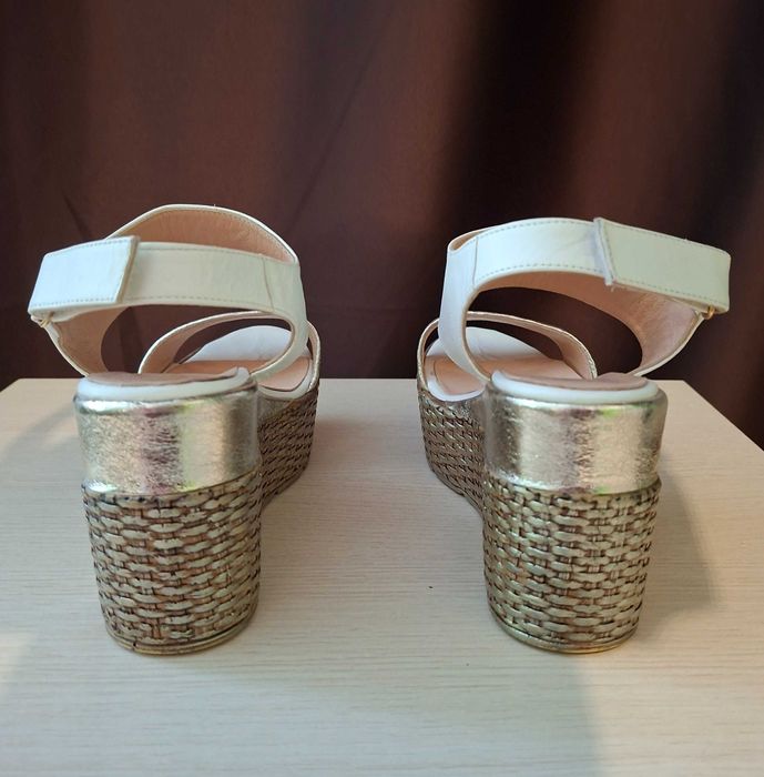 Сандали платформа от естесвена кожа