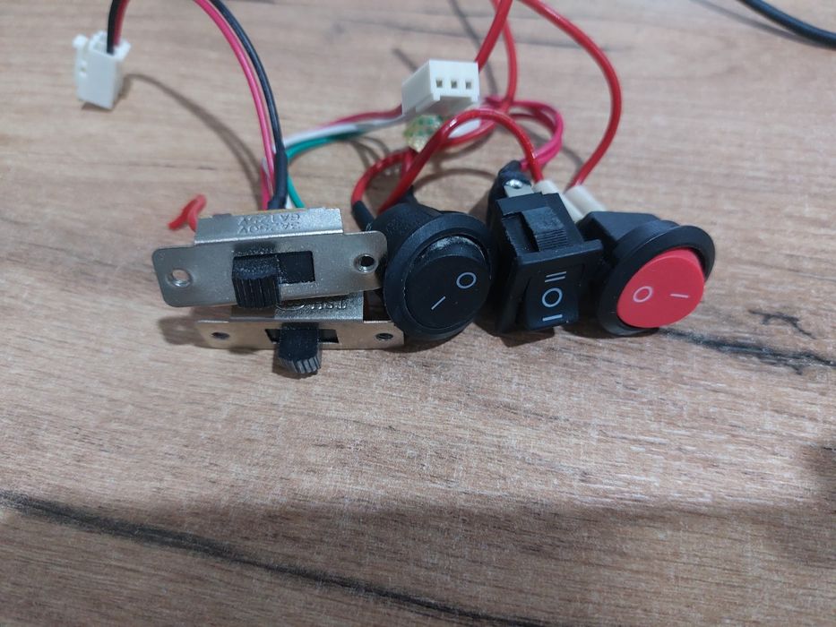 Радиодетали дилеры и кнопки