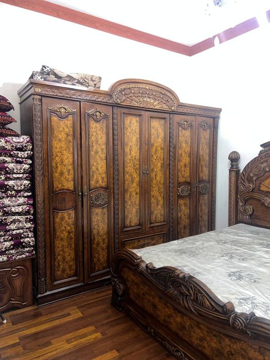 Xitoy spalniy garnitur sotiladi