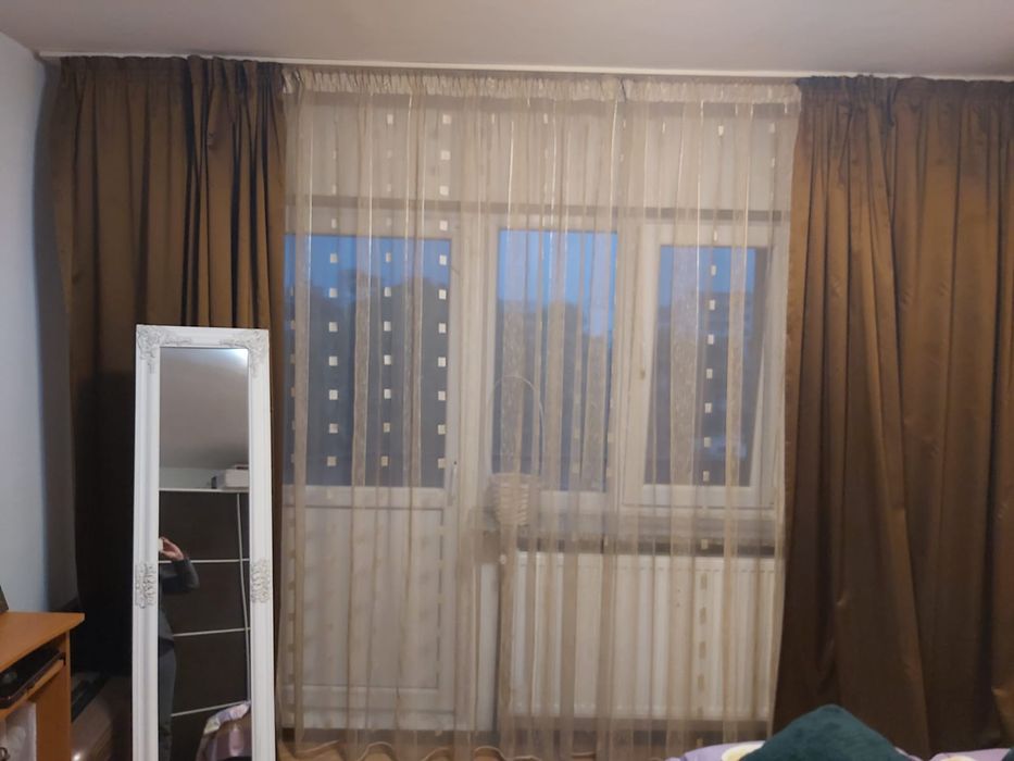 Garsoniera decomandată centrala