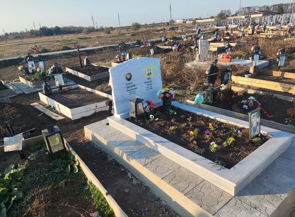 Изработка на паметници и надгробни плочи