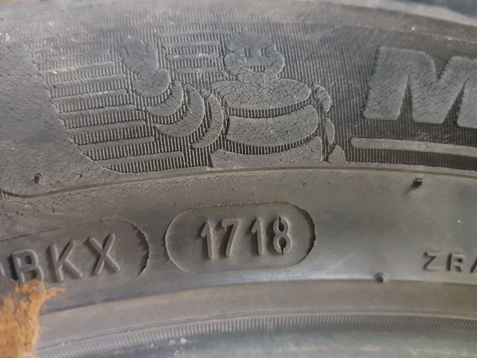 Vand 4 anvelope vara Michelin 205/55/16
