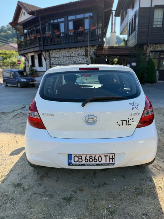 Hyuidai I20.