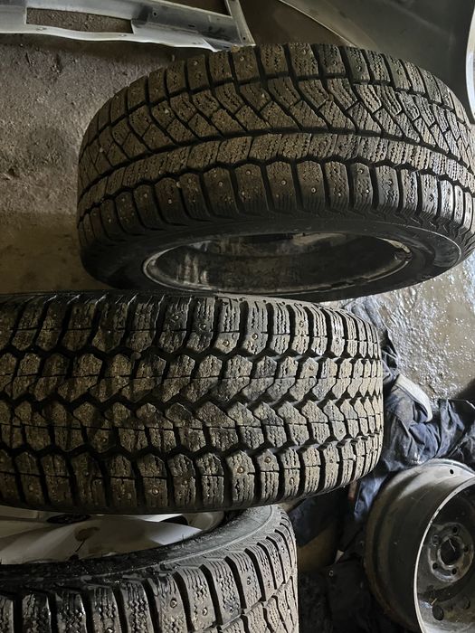 Продам комплект с дисками зима