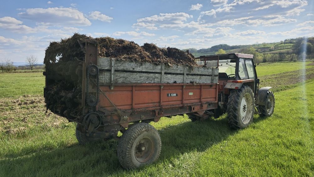 Mig gunoi/remorca de imprastiat gunoi de 6 tone