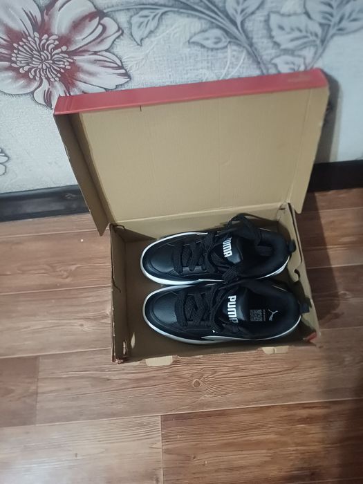 продам кросовки орегинал