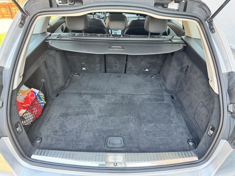 Mercedes-Benz C220d S205 Break 2018 170CP 9G-TRONIC | FSH | Panoramic | LED | ISOFIX | Iarnă