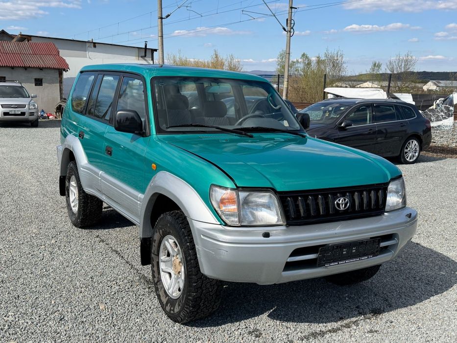 Toyota Land Cruiser Autoutilitara