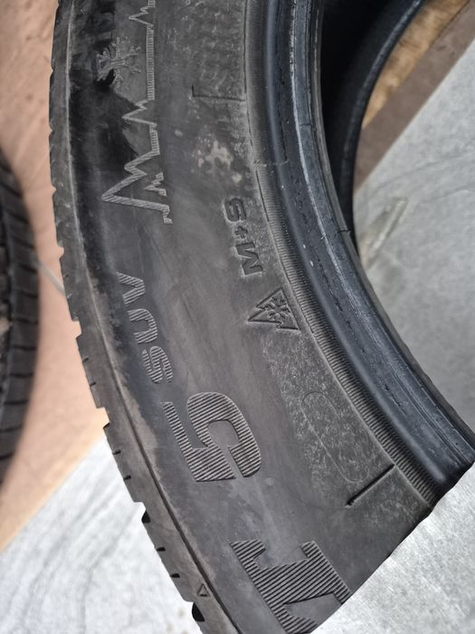 Vând cauciucuri 235/55/17 M+S set complet imp Germania//dot 2024//