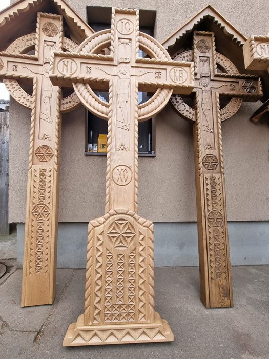 Troițe și cruci ortodoxe