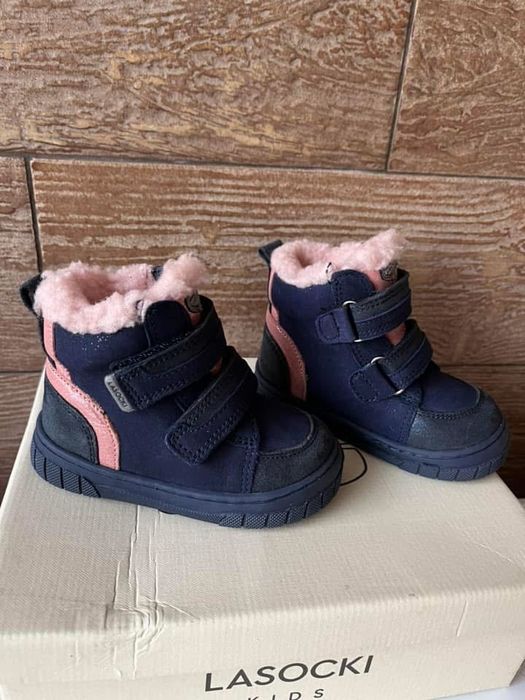 Детски боти размер 20