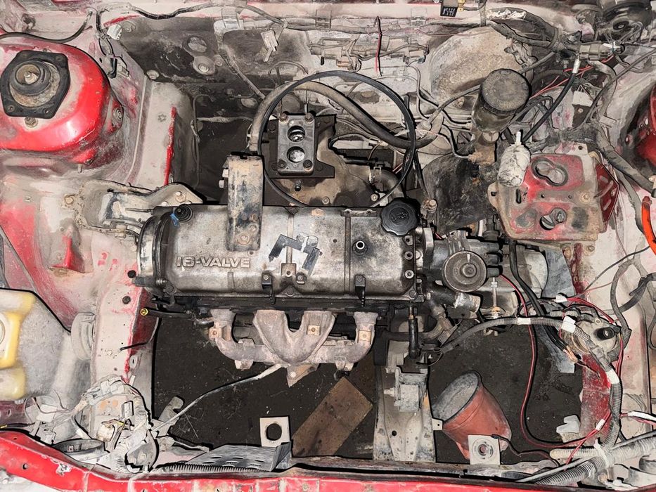 Мазда 323 на разбор