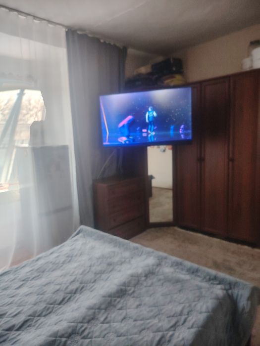 Продаю полдома кирзавод