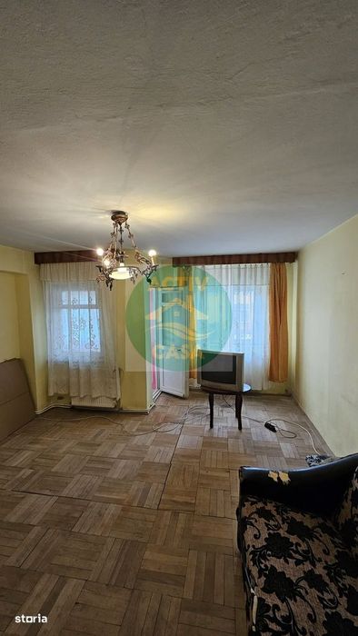 Garsoniera, cf.1 cu balcon, aproximativ 40 mp, zona Pascal