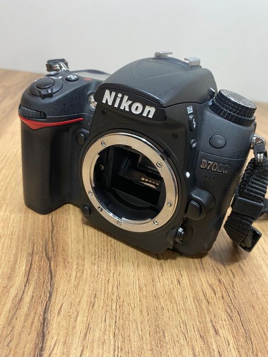 Nikon d7000 + 18-140mm