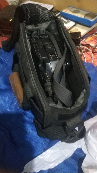 Продам видеокамеру Панасоник