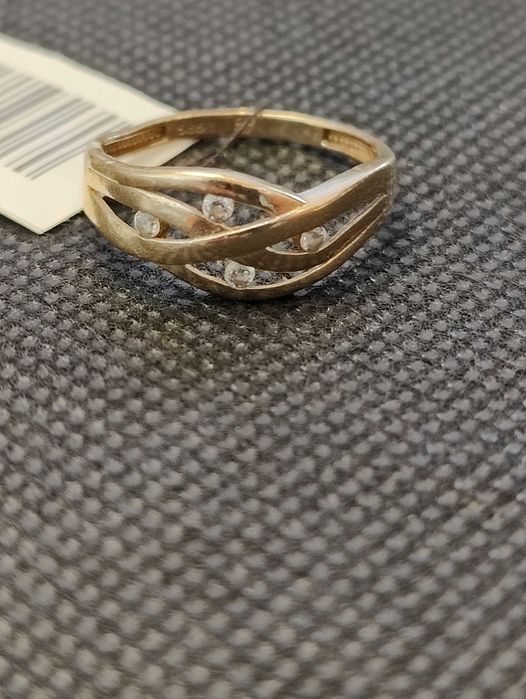 Златен пръстен 1.68гр-14к