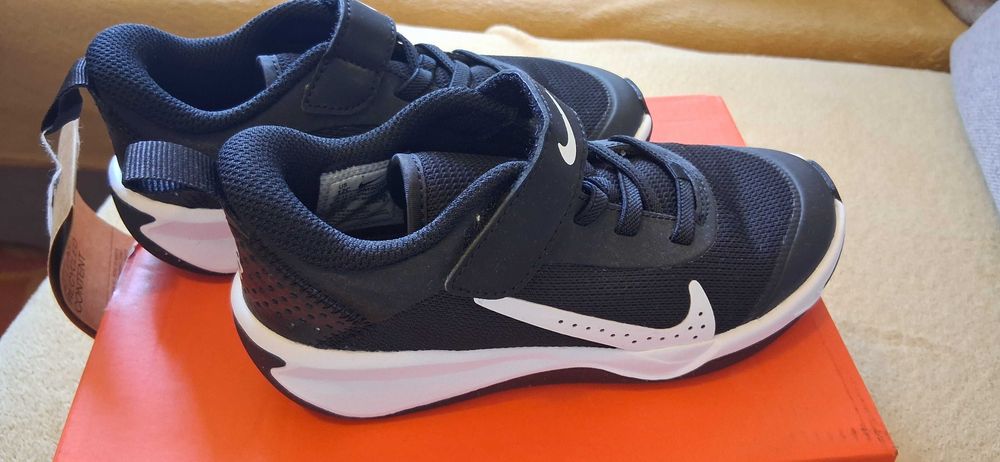 Оригинални маратонки Nike