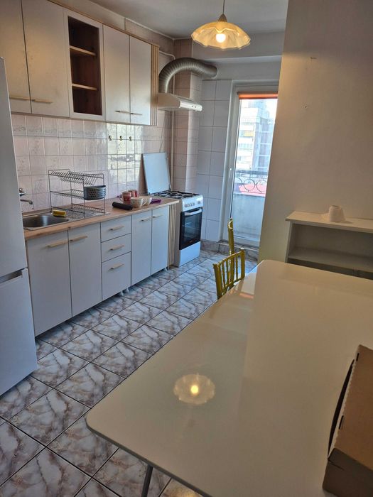 Inchiriez apartament 2 camere Str.Dorobanților