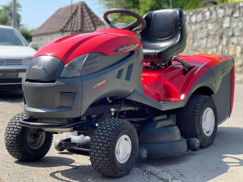 Tractoras Castel Garten de tuns iarba 20hp VTWiN