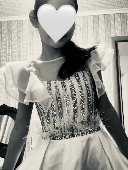 Продам бальные платье