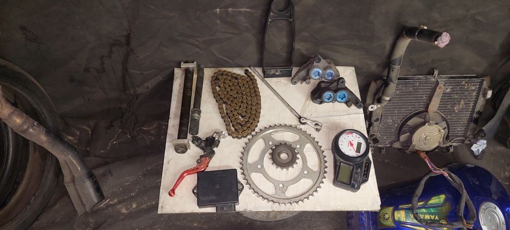 Yamaha R6 2002 на запчасти