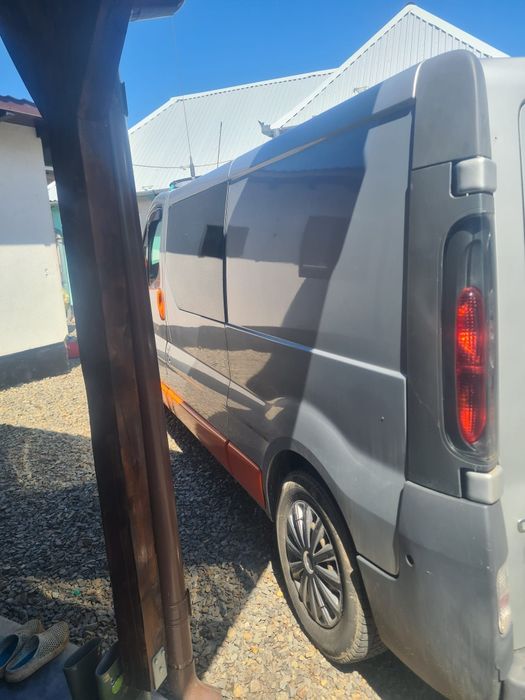 Opel Vivaro 2.5 CDTI