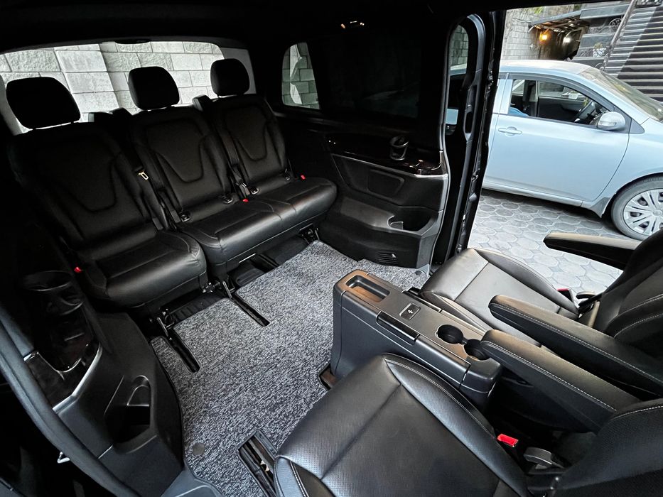 Трансфер с водителем минивэн Mercedes V class