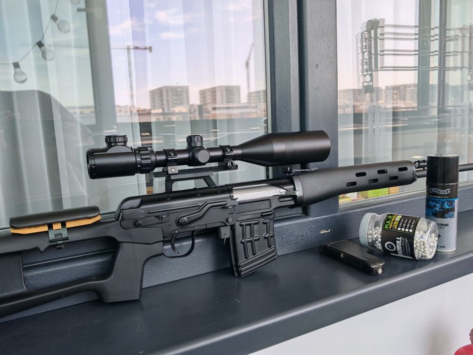 Airsoft SVD Dragunov ACM 170 m/s + Luneta 3-9x50 iluminata + Bile 0.36 g