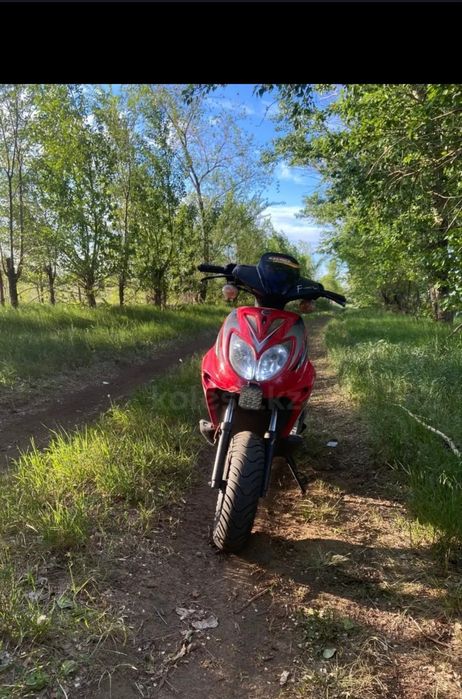 Скутер Keeway 150
