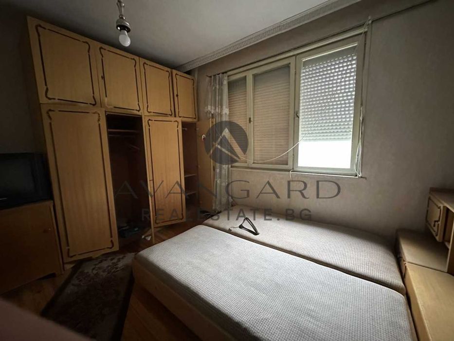 оф.21097 Етаж от къща Прослав