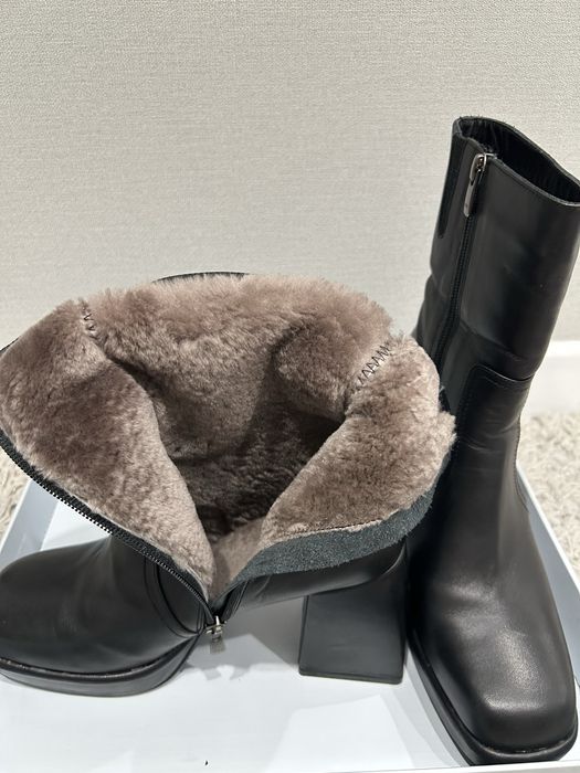 Продам зимние сапоги натуральные