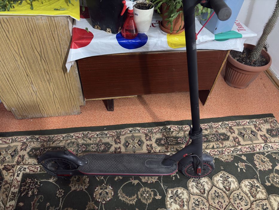 Xiaomi M365 Pro электросамокат