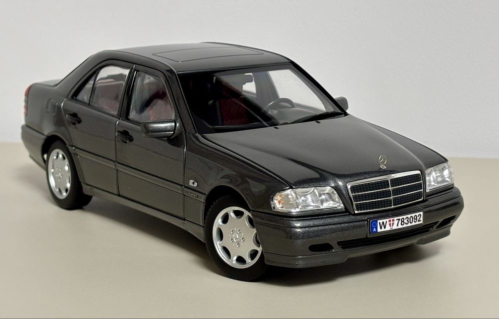 Macheta Mercedes C-CLASS W202 NOREV 1:18
