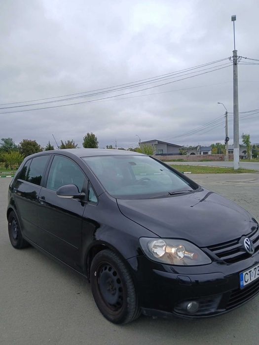 Vanzare golf 5 plus