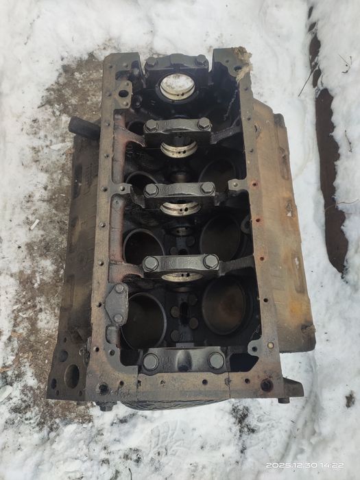 Блок двигателя ЗиЛ 131