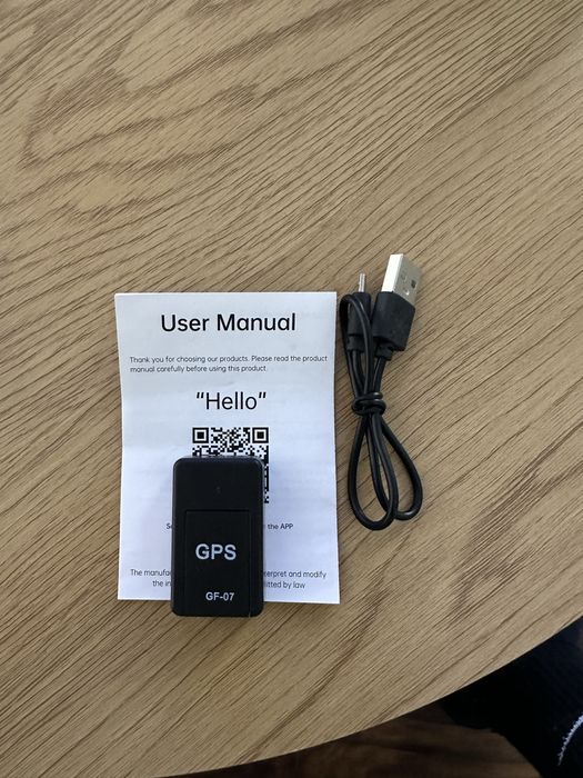 Компактен GPS тракер