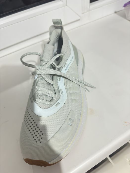 Кроссовки Under Armour