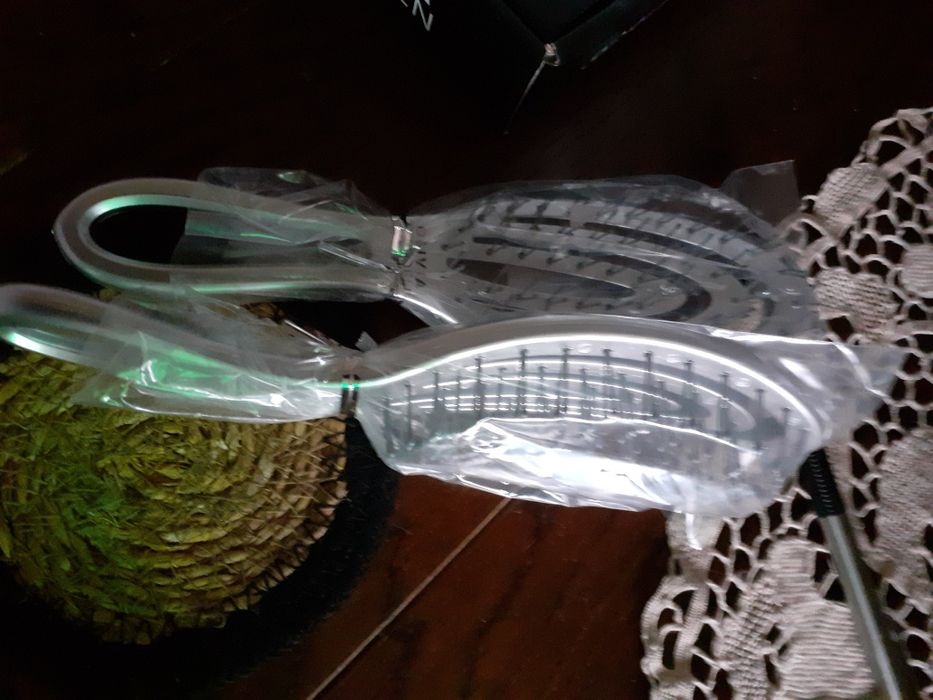 Perie exceptională de descâlcit părul Olivia Garden