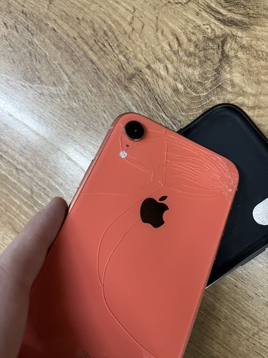 Продам iphone xr