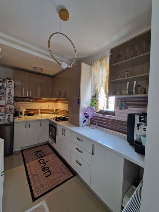 Apartament 3 camere Otopeni, 23 August