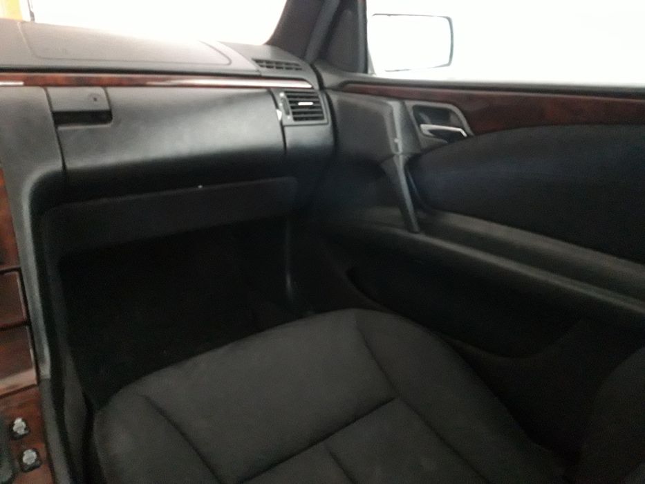 w 210 mersedes  sotiladi