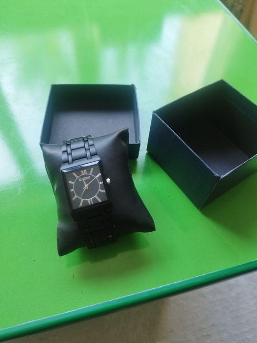 Часы наручные новый