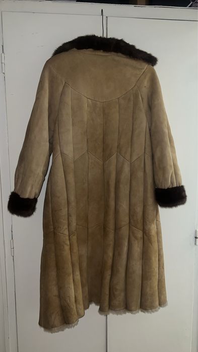 Cojoc Cu Guler Si Mansete De Nurca